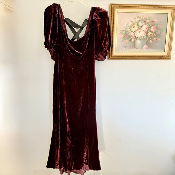 NWT Reformation Jocelyn Velvet Dress Size 12 Wine Holiday Open Back Midi Gown - Picture 7 of 7